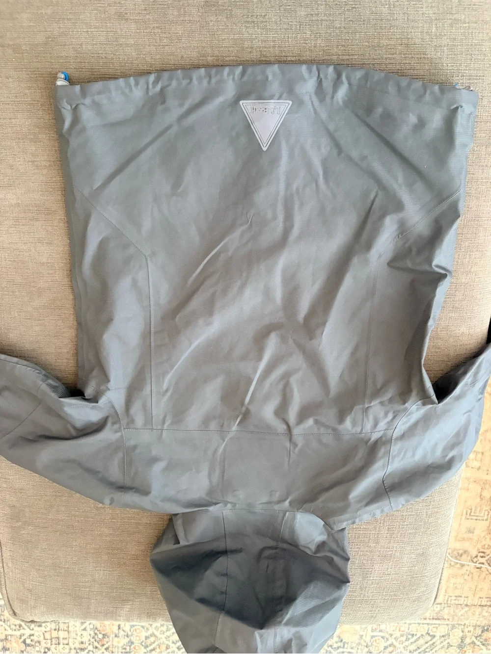 L.L. Bean side 5-6 rain coat great condition